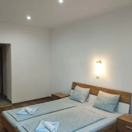 Apartmany 77 Velky Meder Exterior photo