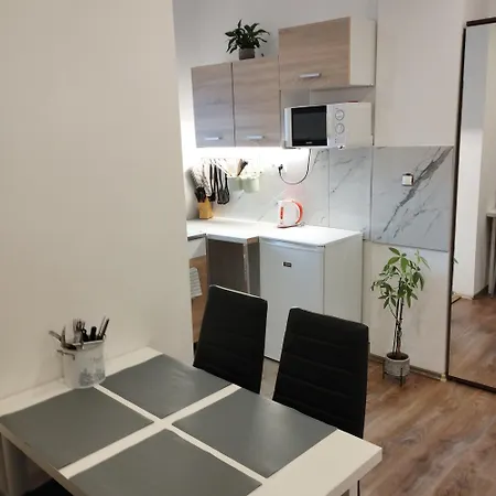 Apartmany 77 Velky Meder Exterior photo