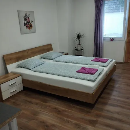 Apartmany 77 Velky Meder Exterior photo