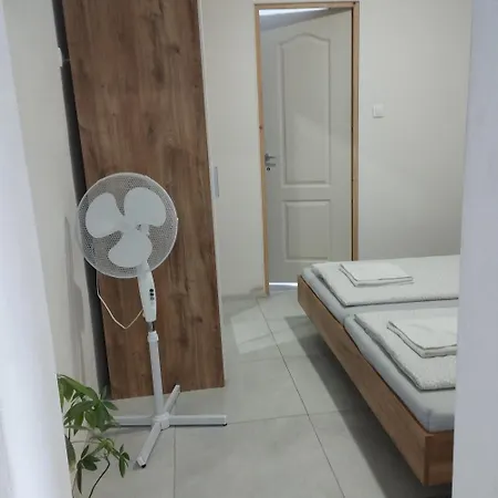 Apartmany 77 Velky Meder Exterior photo
